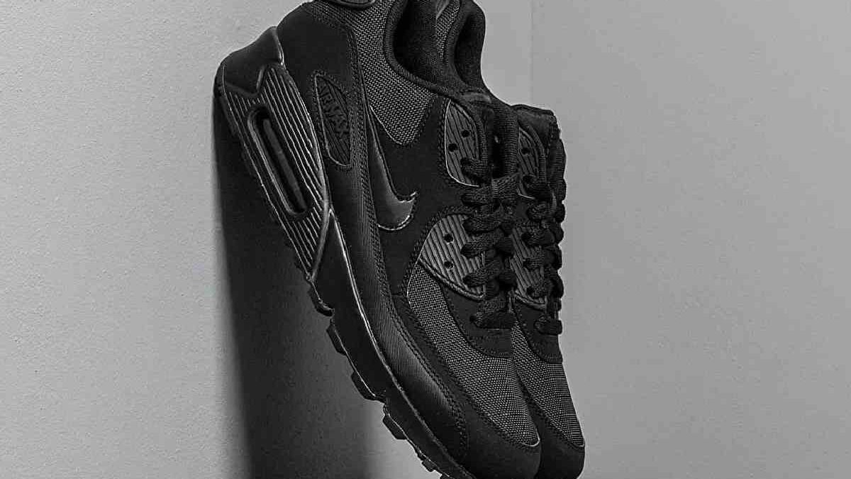 Most Popular All Black Nike Shoes